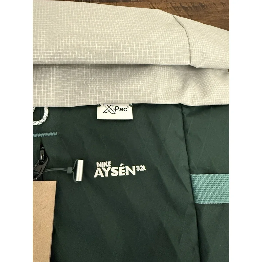 Nike acg aysén